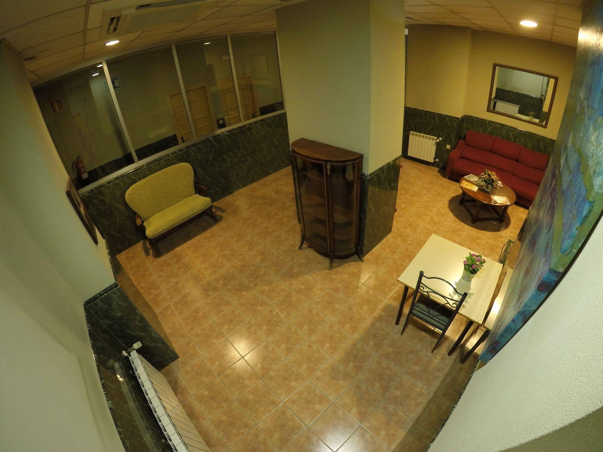 Hostal La Casa de Enfrente