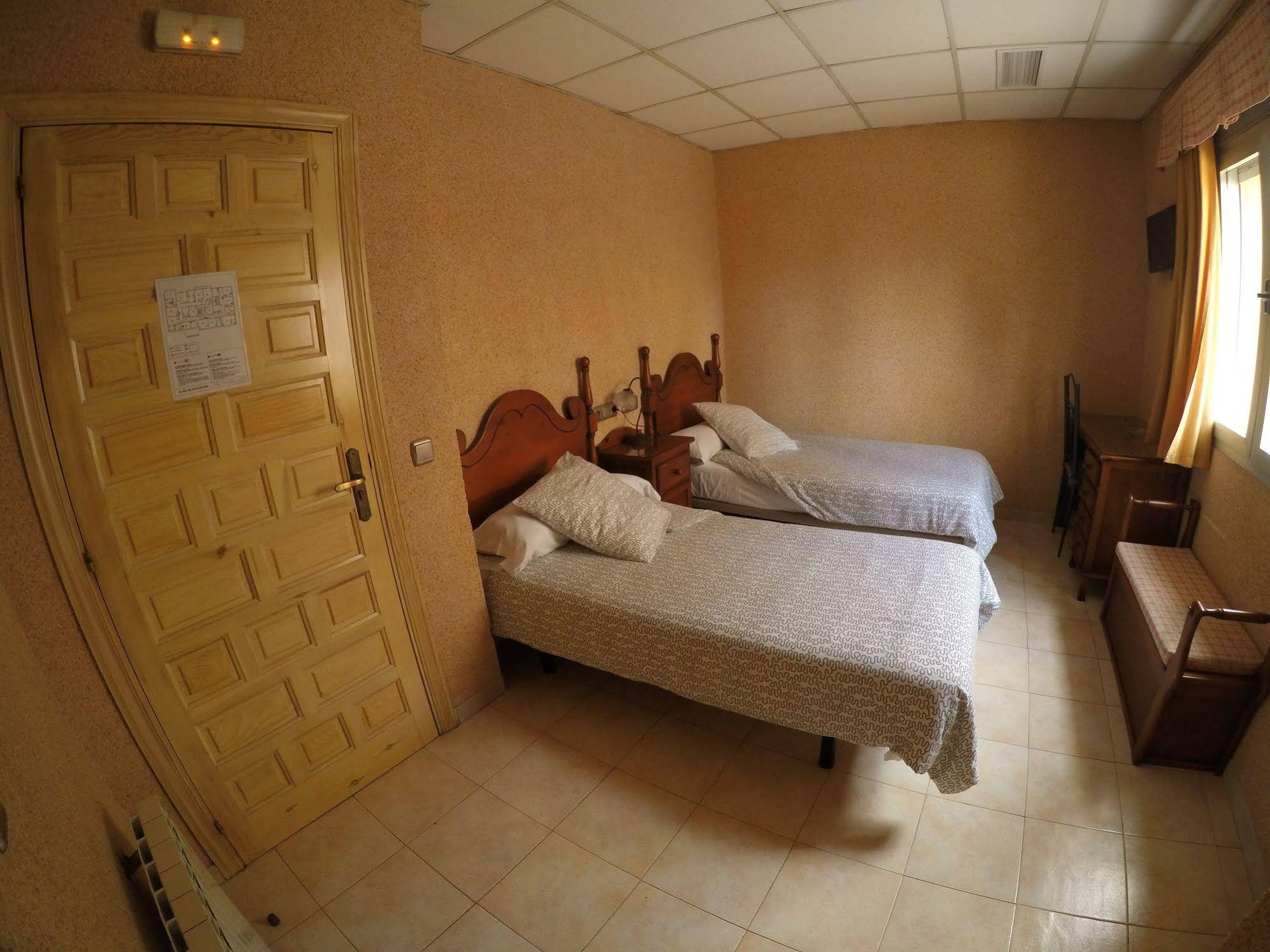 Hostal La Casa de Enfrente