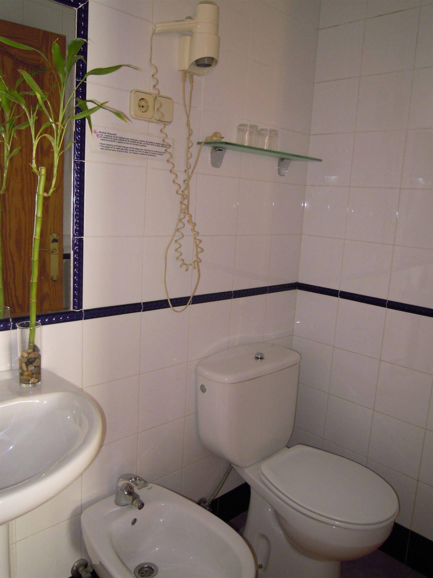 Hostal Moscatel