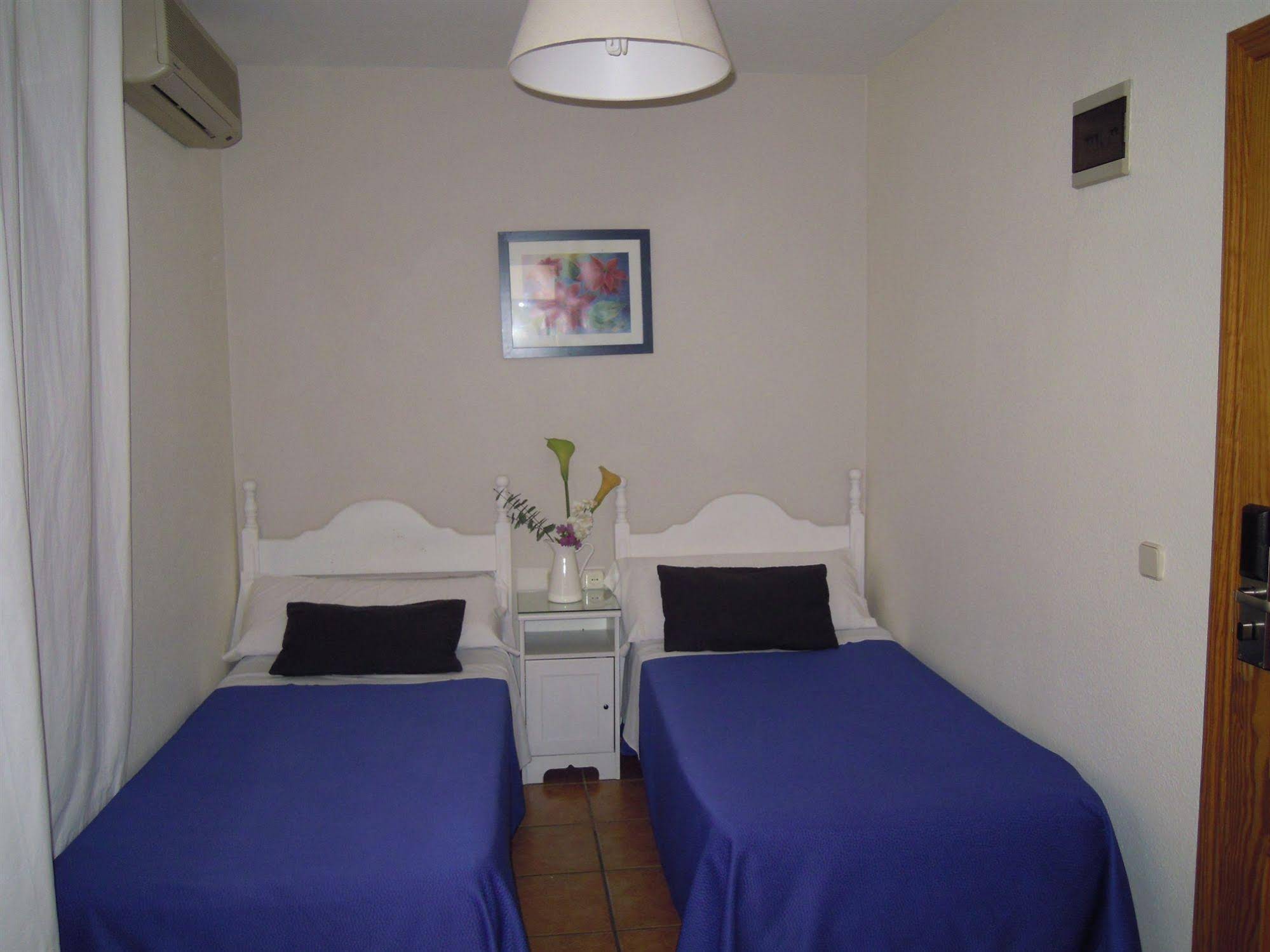 Hostal Moscatel