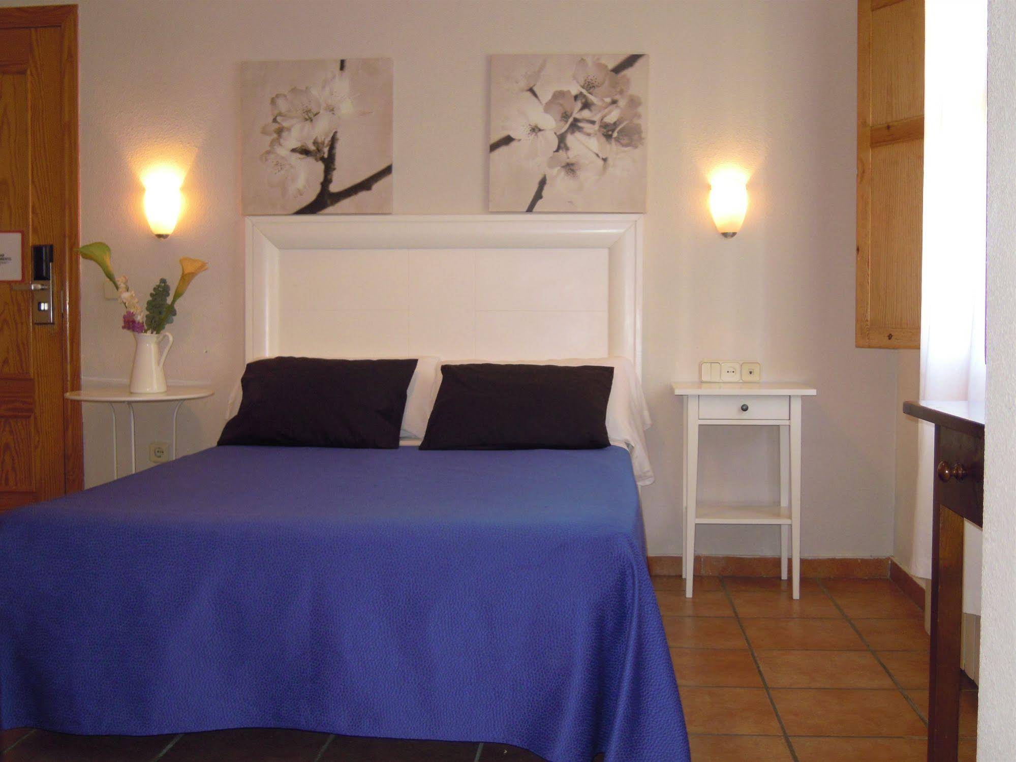 Hostal Moscatel