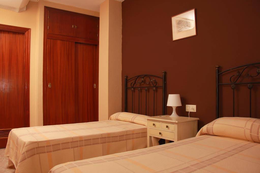 Hostal Tilos