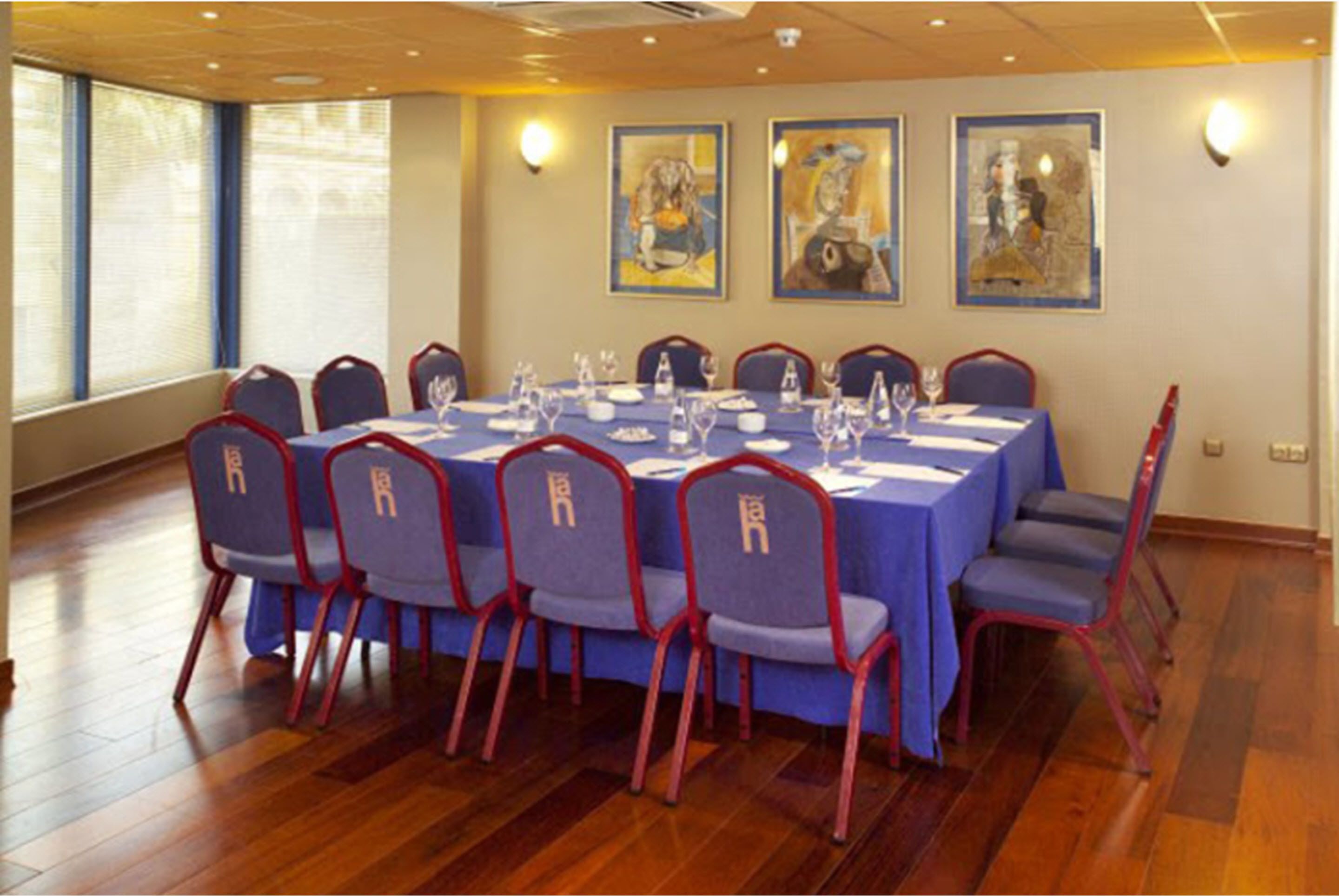 Hotel MS Maestranza