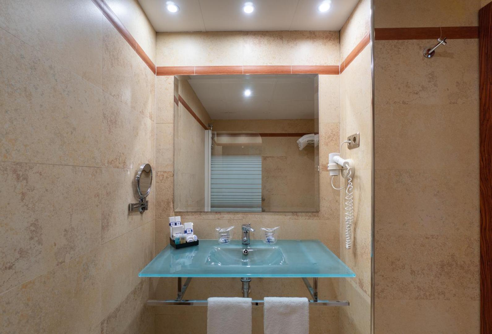 Hotel MS Maestranza