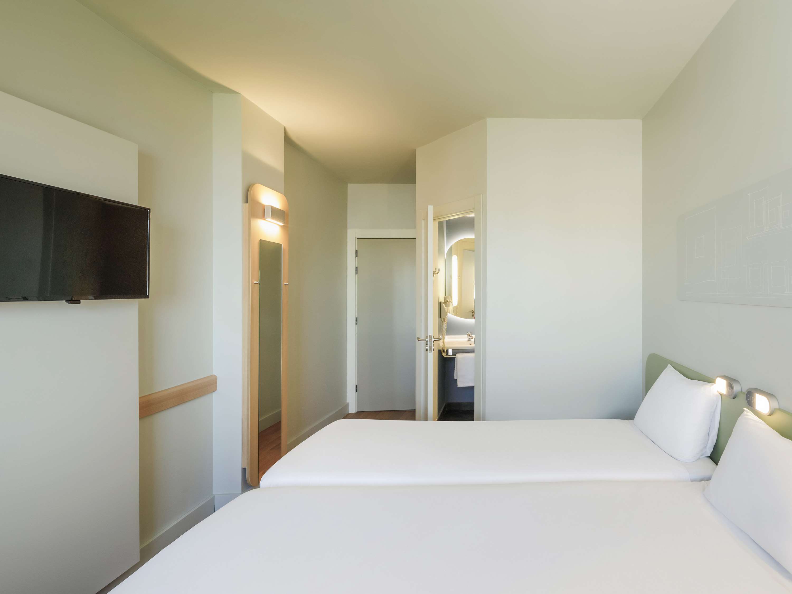 ibis budget Malaga Aeropuerto Avenida Velazquez