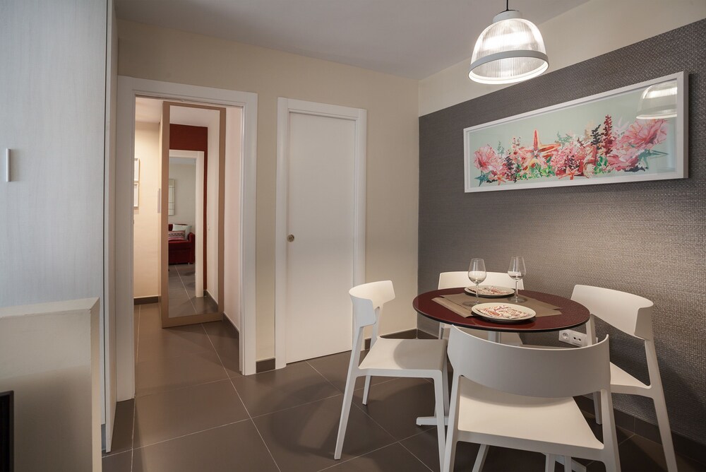 Living4Malaga Muelle Uno
