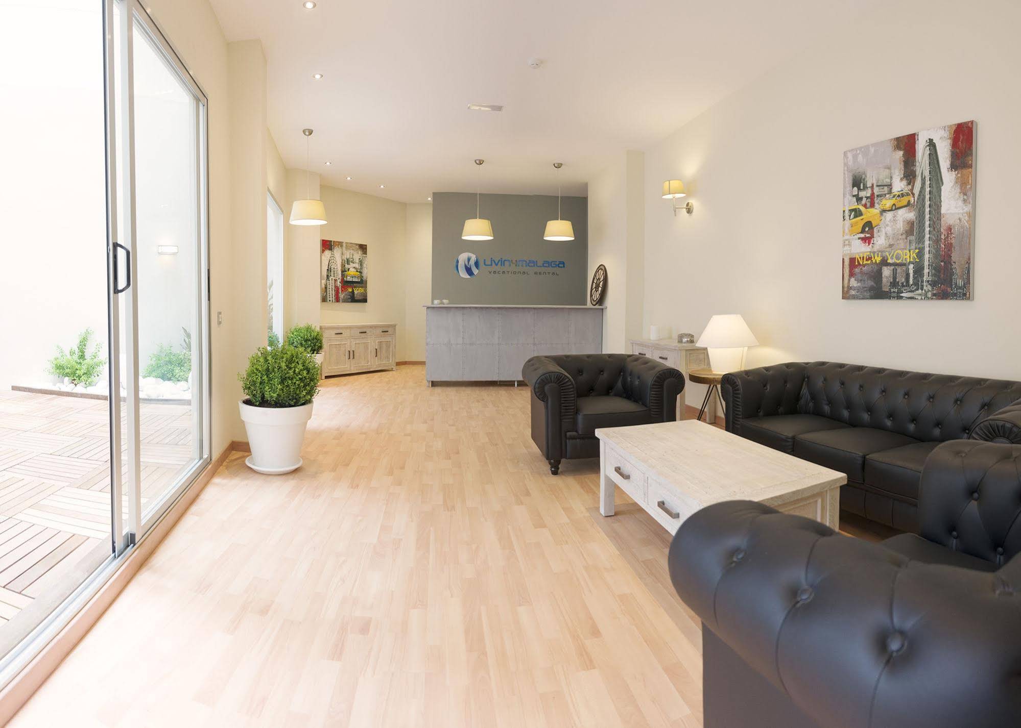 Living4Malaga Suites Superior