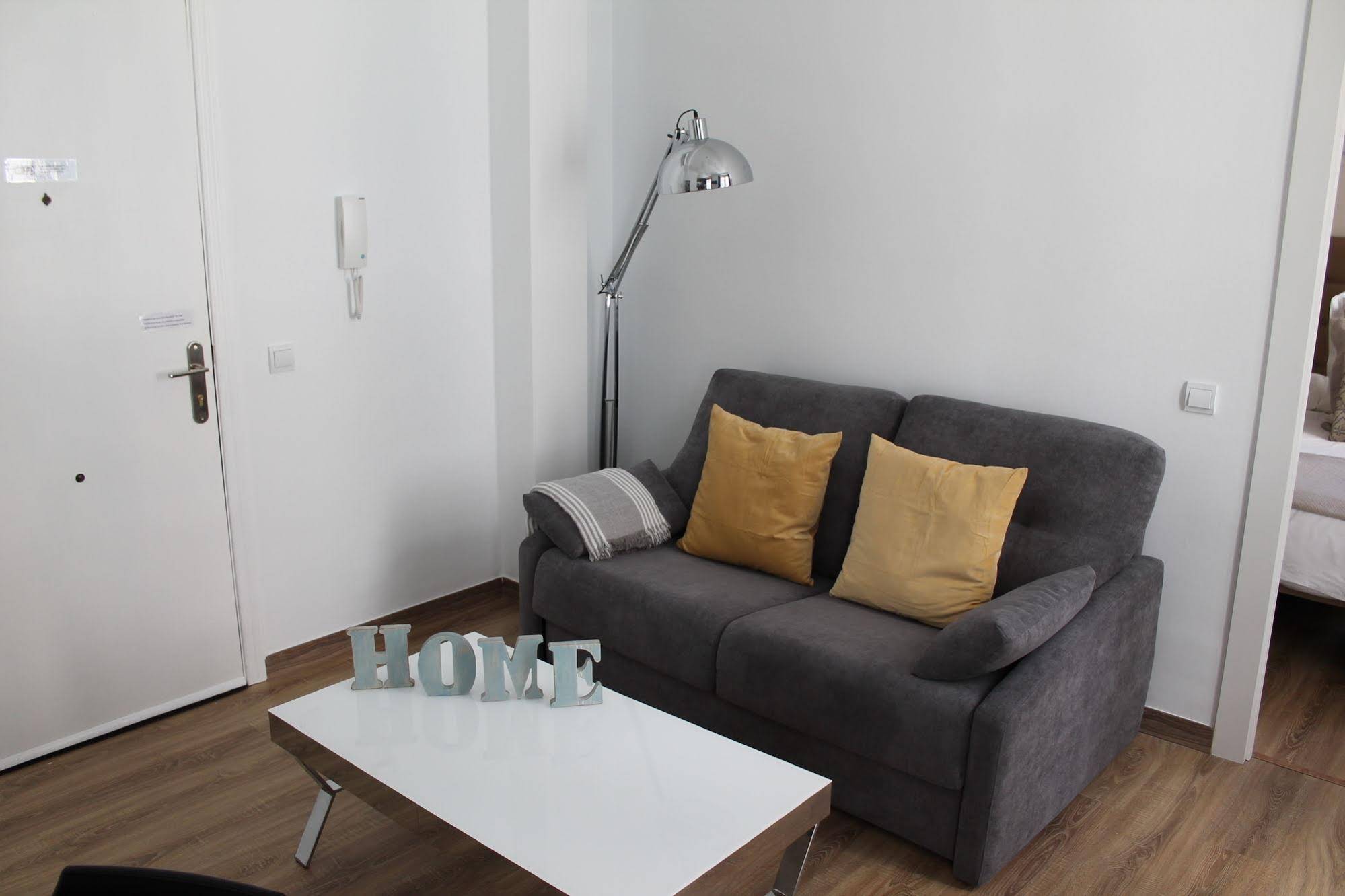 Living4Malaga Suites Superior