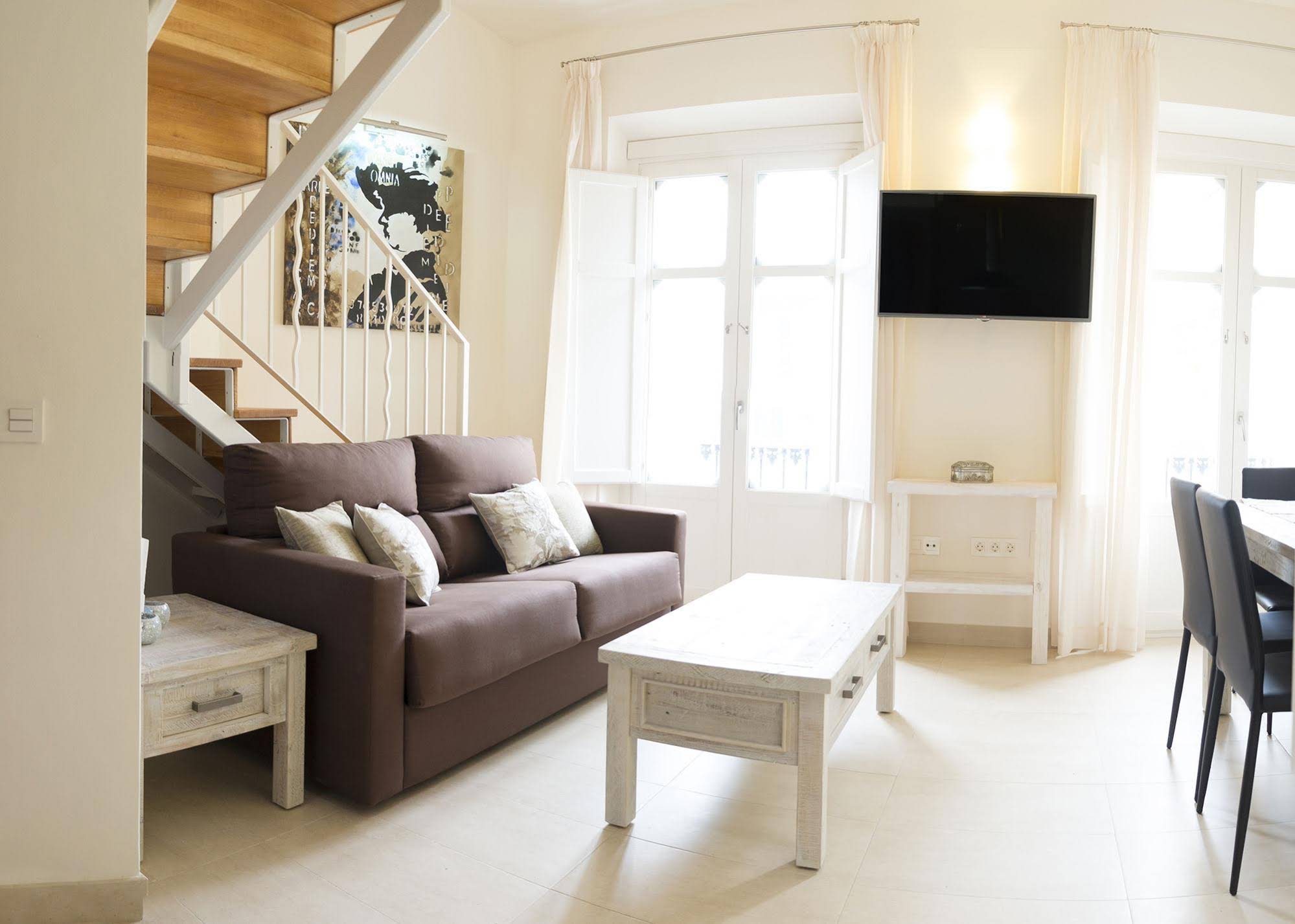 Living4Malaga Suites Superior