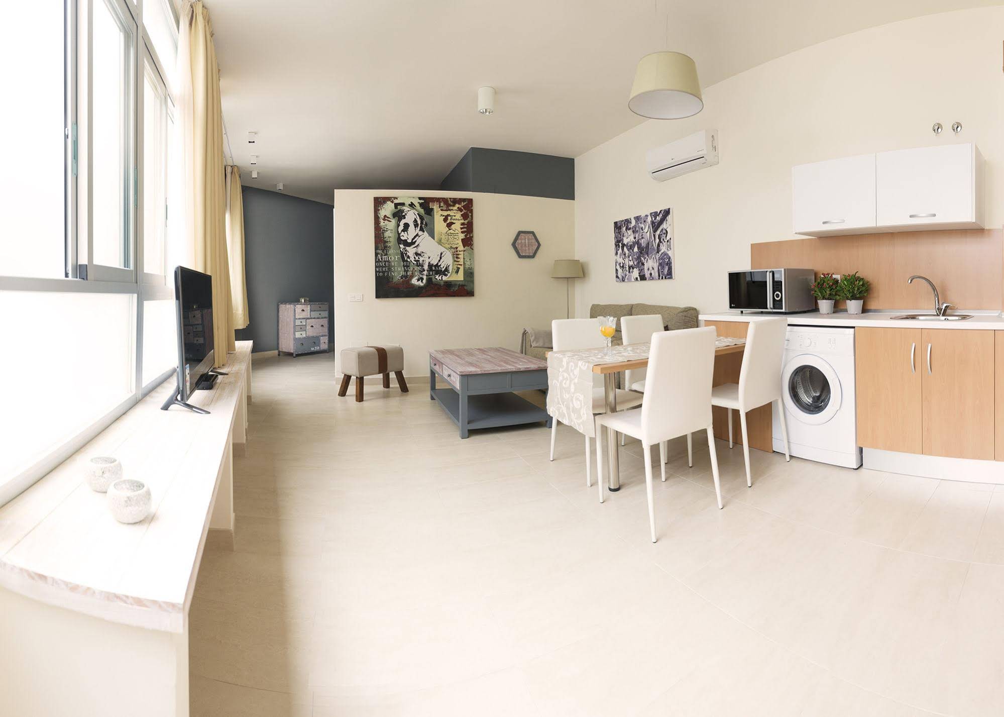 Living4Malaga Suites Superior