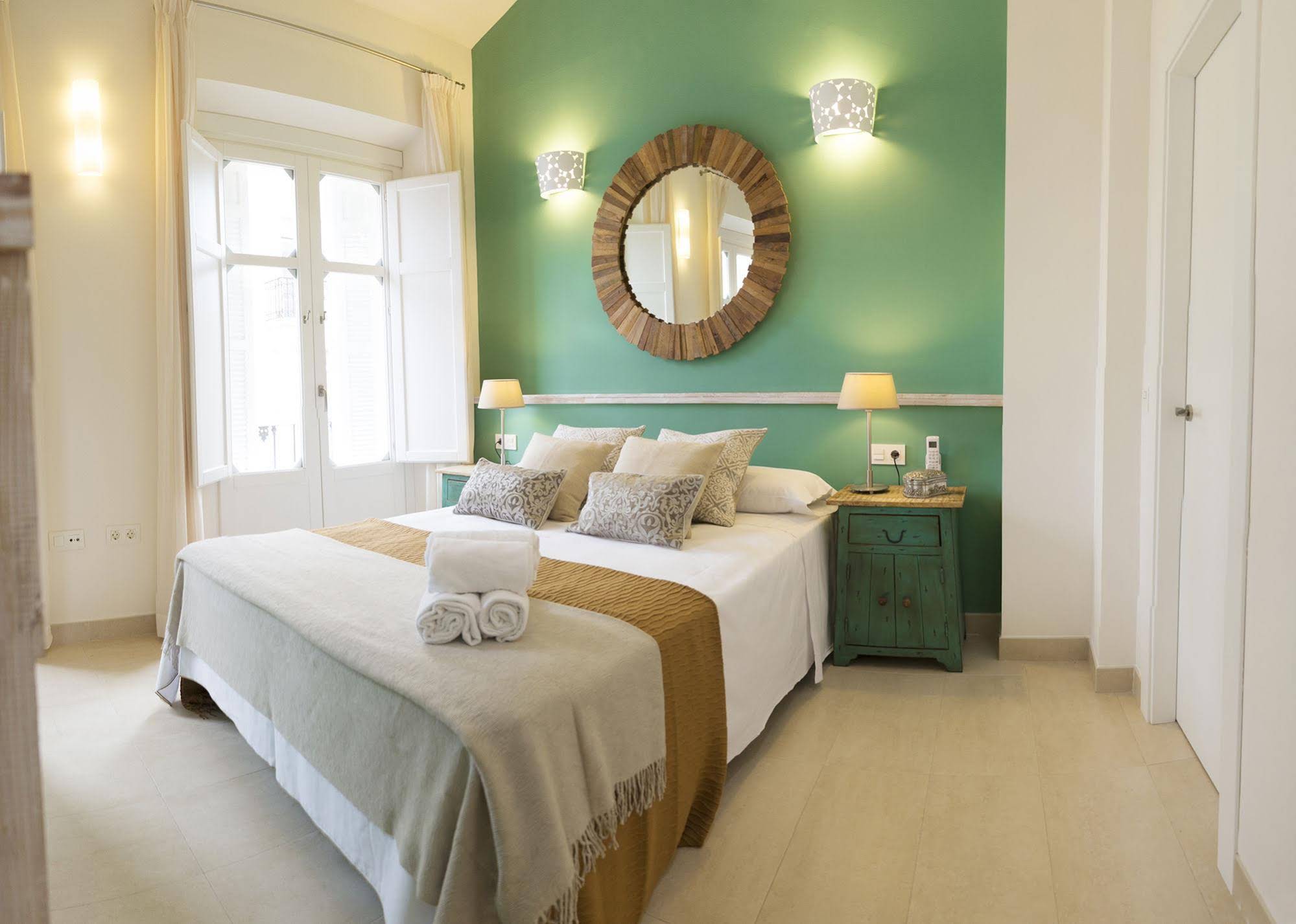 Living4Malaga Suites Superior