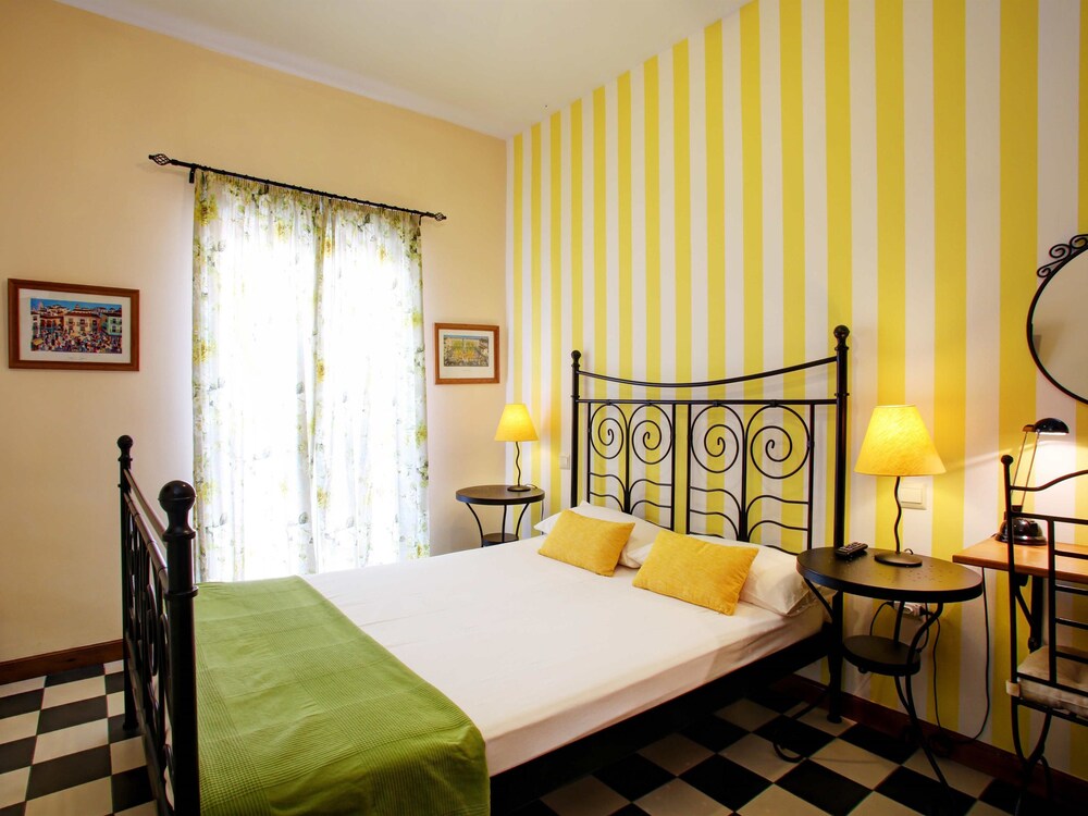 Málaga Lodge