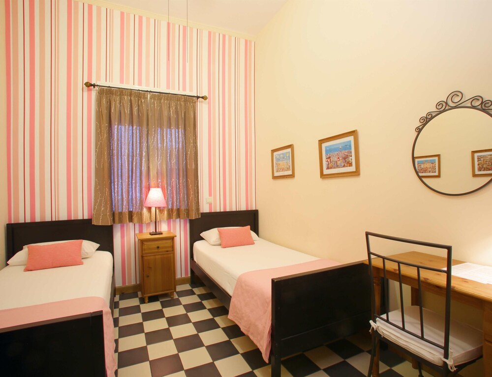 Málaga Lodge