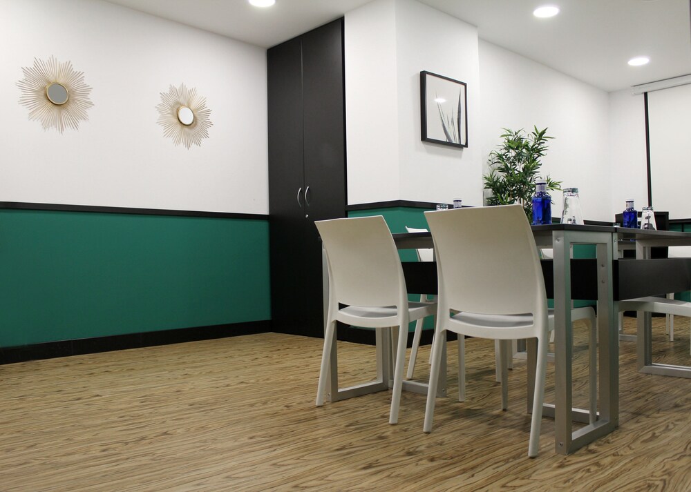 Málaga Premium Hotel