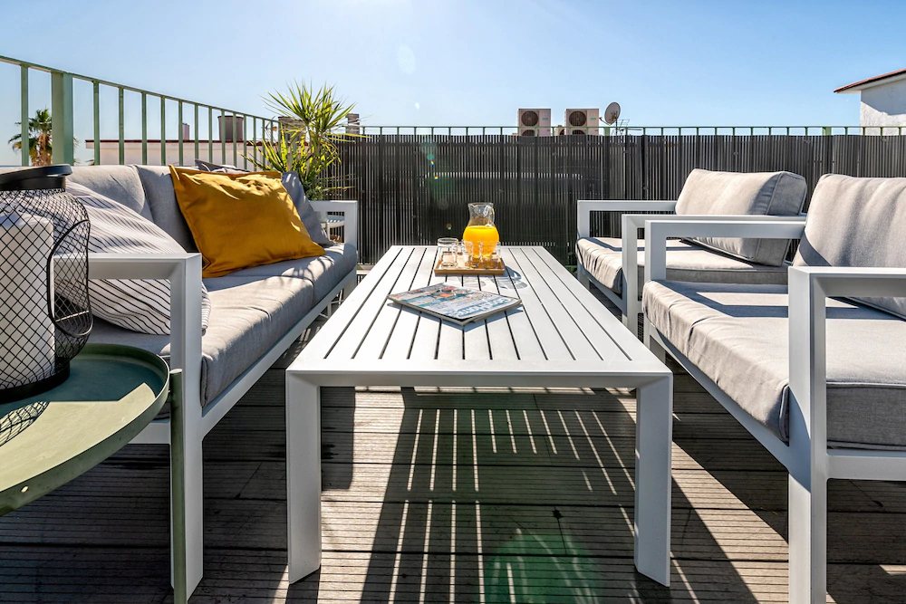 Pedregalejo by Solaga