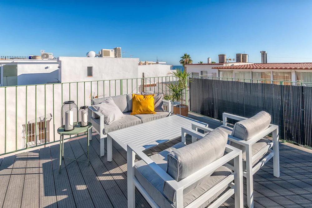 Pedregalejo by Solaga