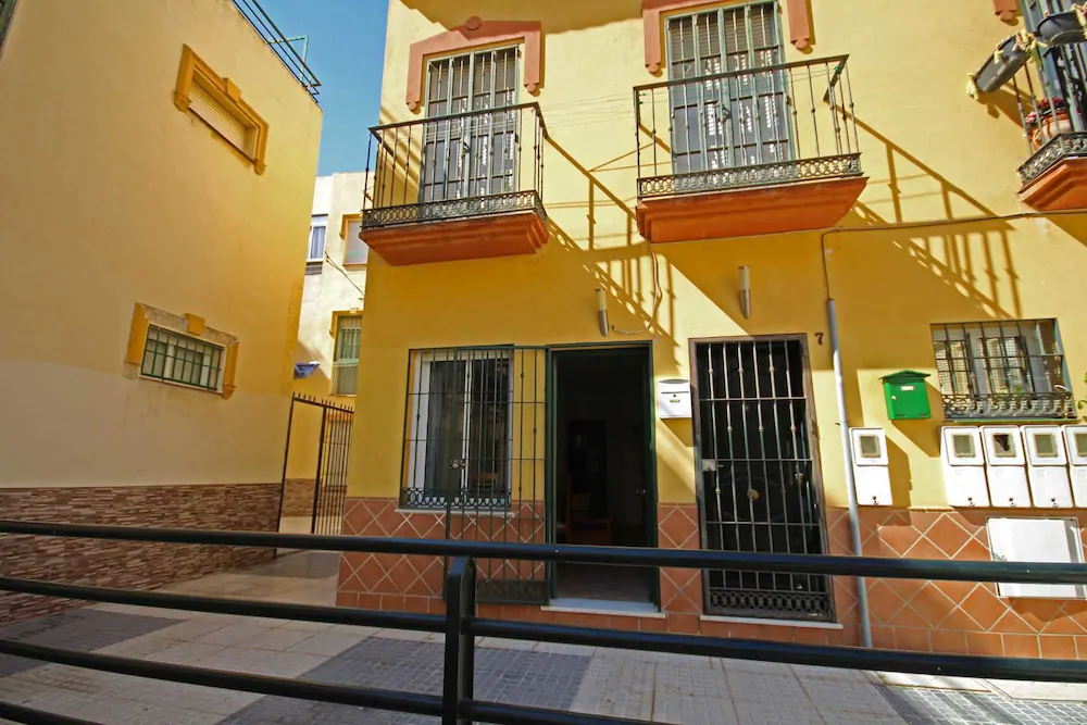 Plaza Rosa GrupalMalaga