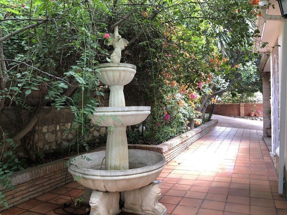 Rentcostadelsol Villa Pinares