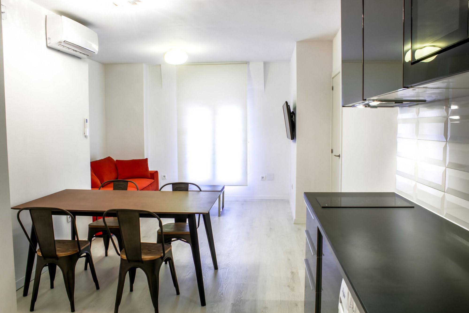 Santa Cruz Apartments