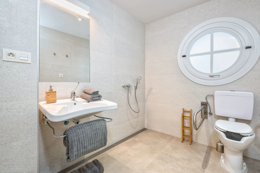 Solaga Suites Merced