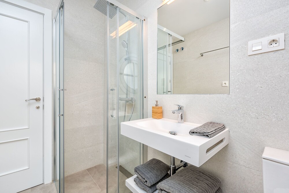 Solaga Suites Merced