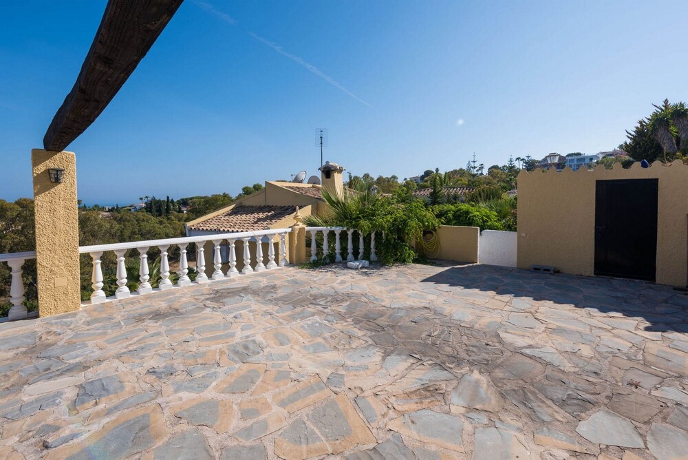 Solaga-Villa Costalota