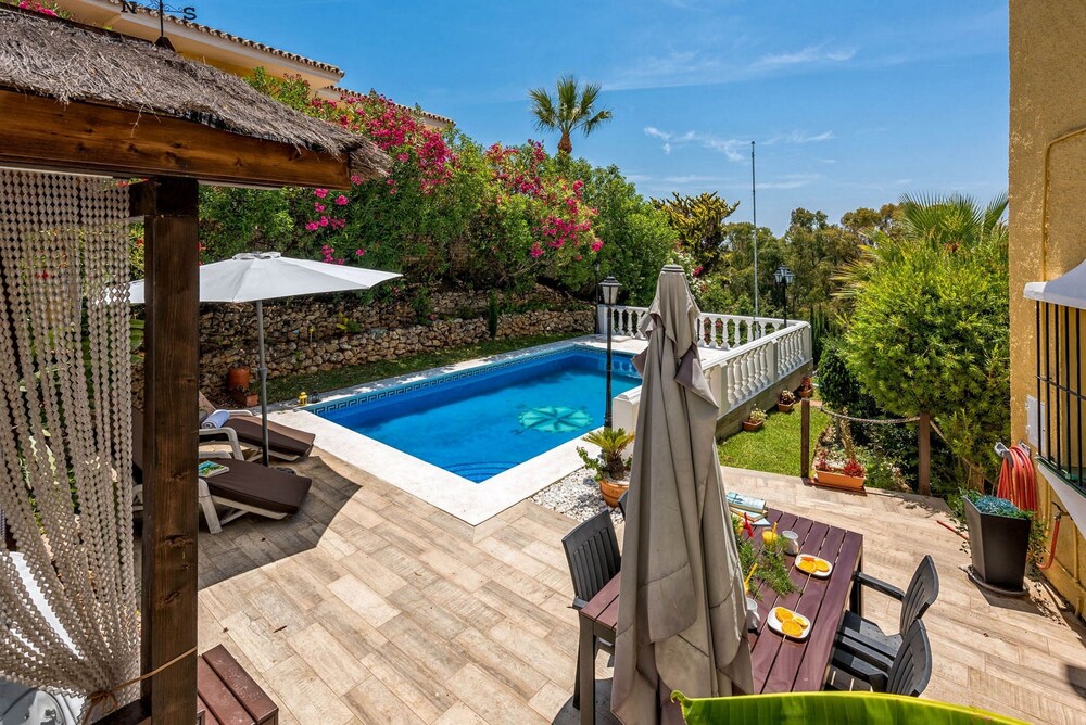 Solaga-Villa Costalota