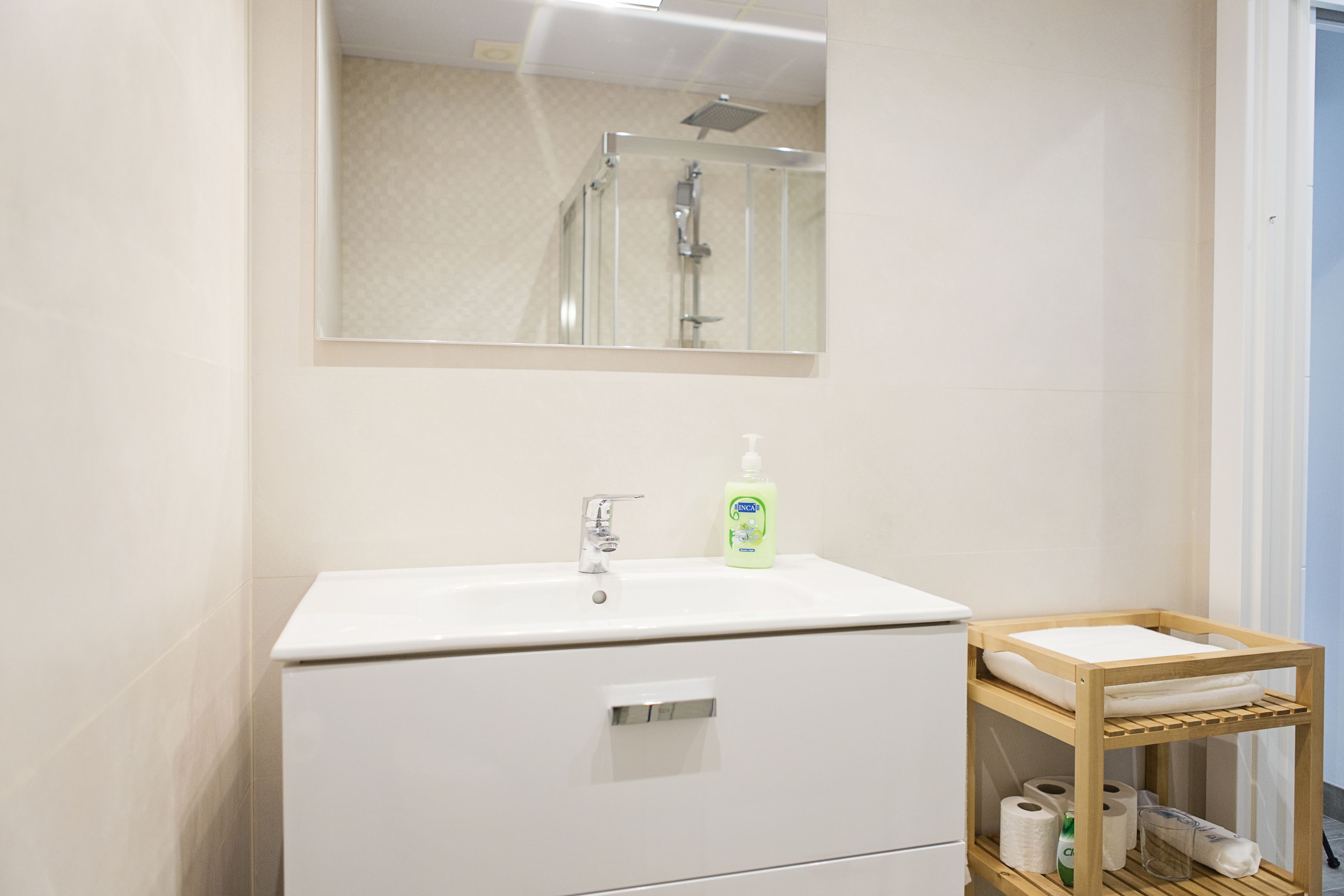 Suncity Flat Victoria