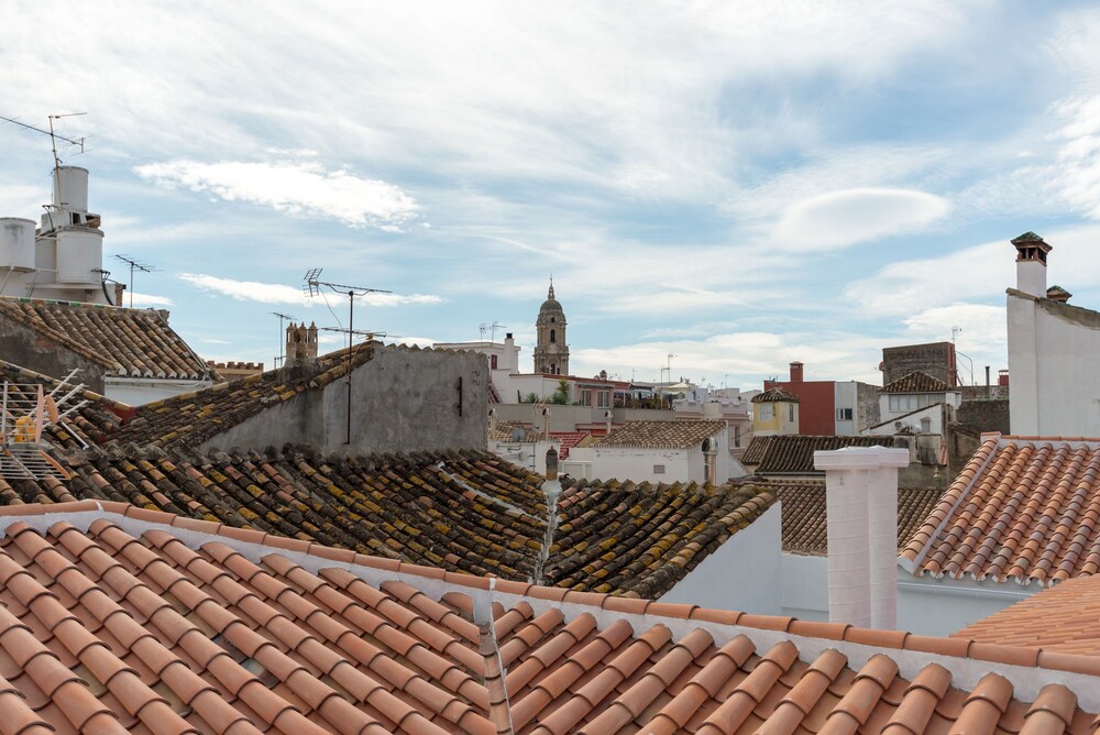 Teatro Plaza Apartments