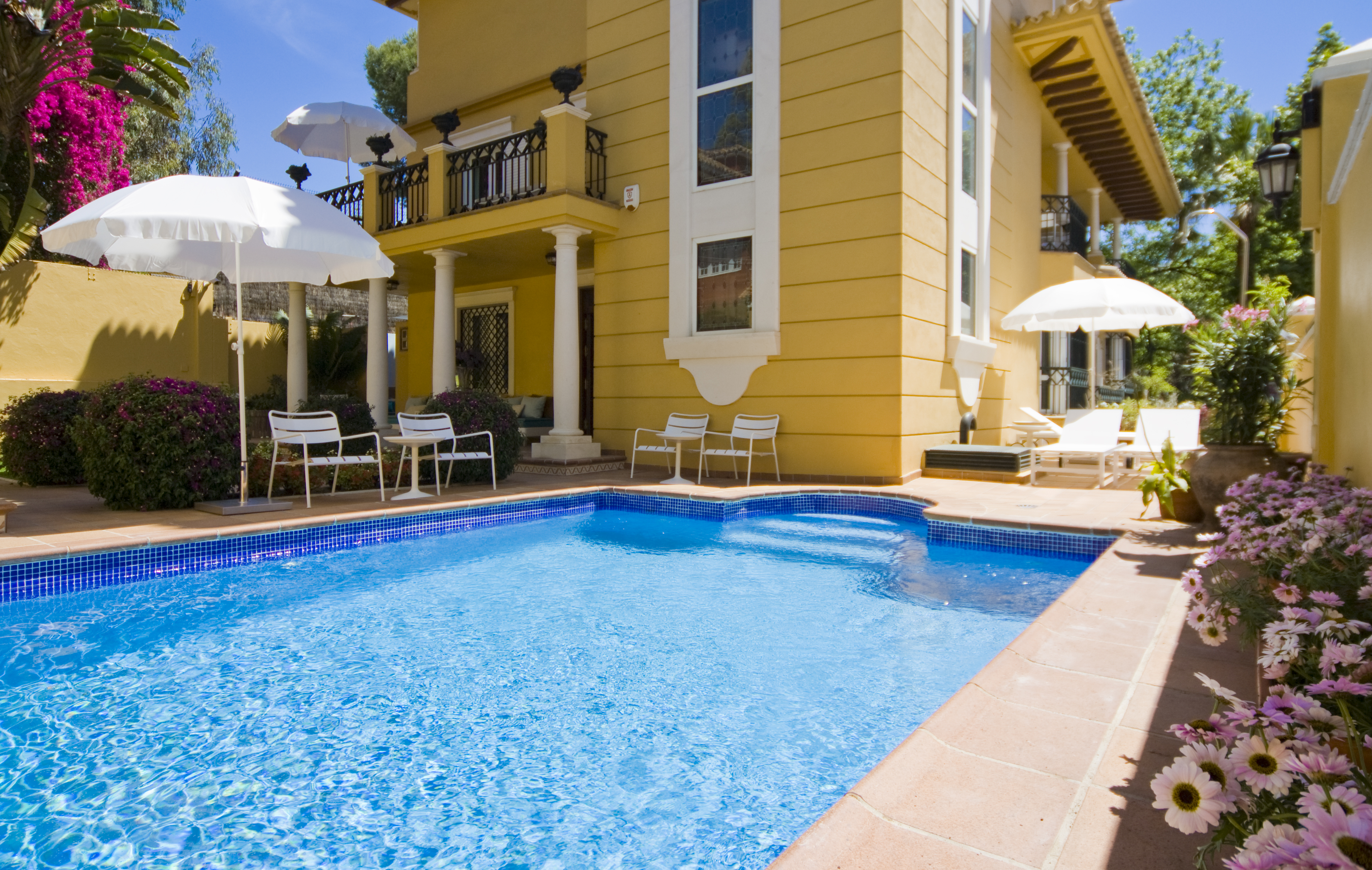 BYPILLOW Villa Lorena