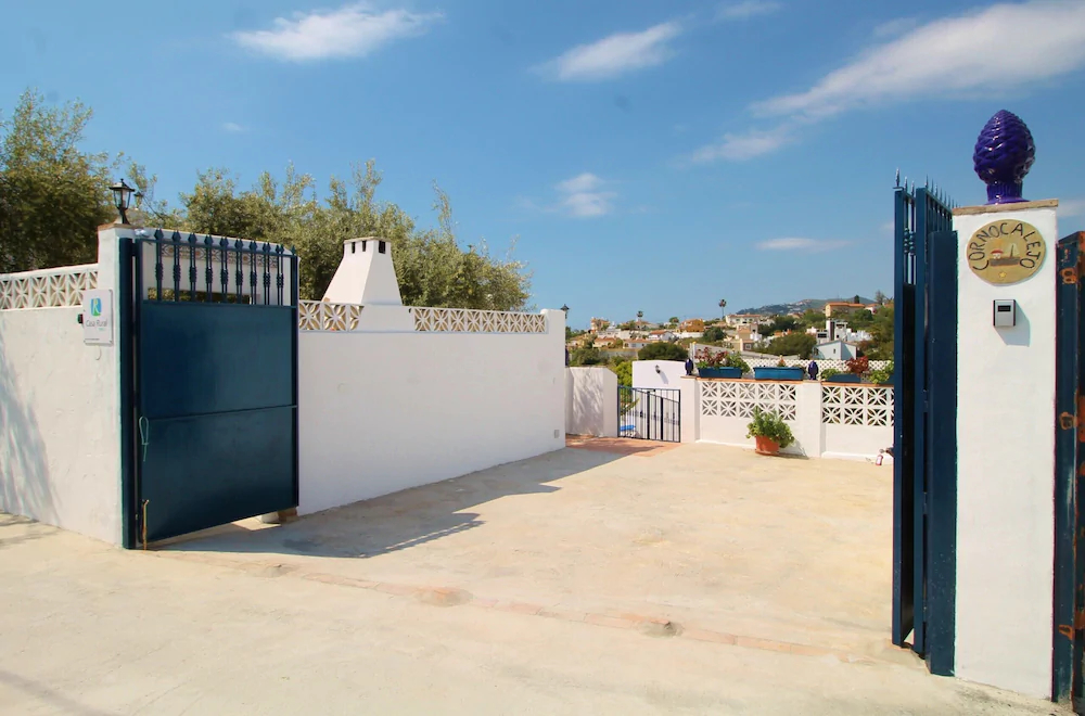 1003 Villa Cornocalejo