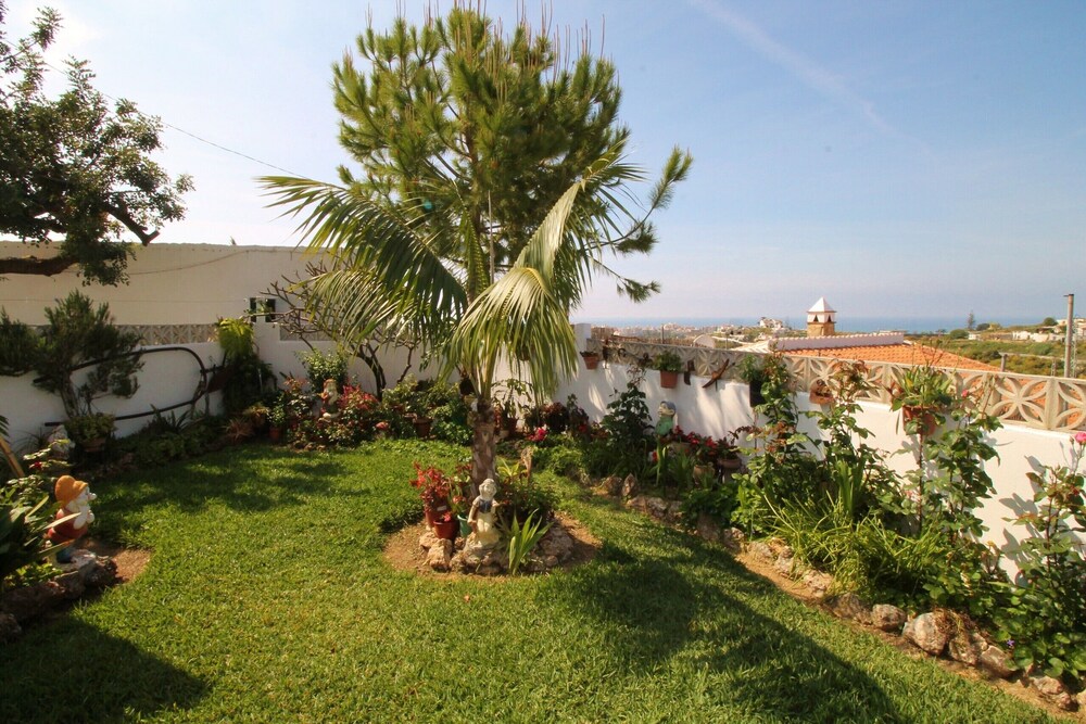 1003 Villa Cornocalejo
