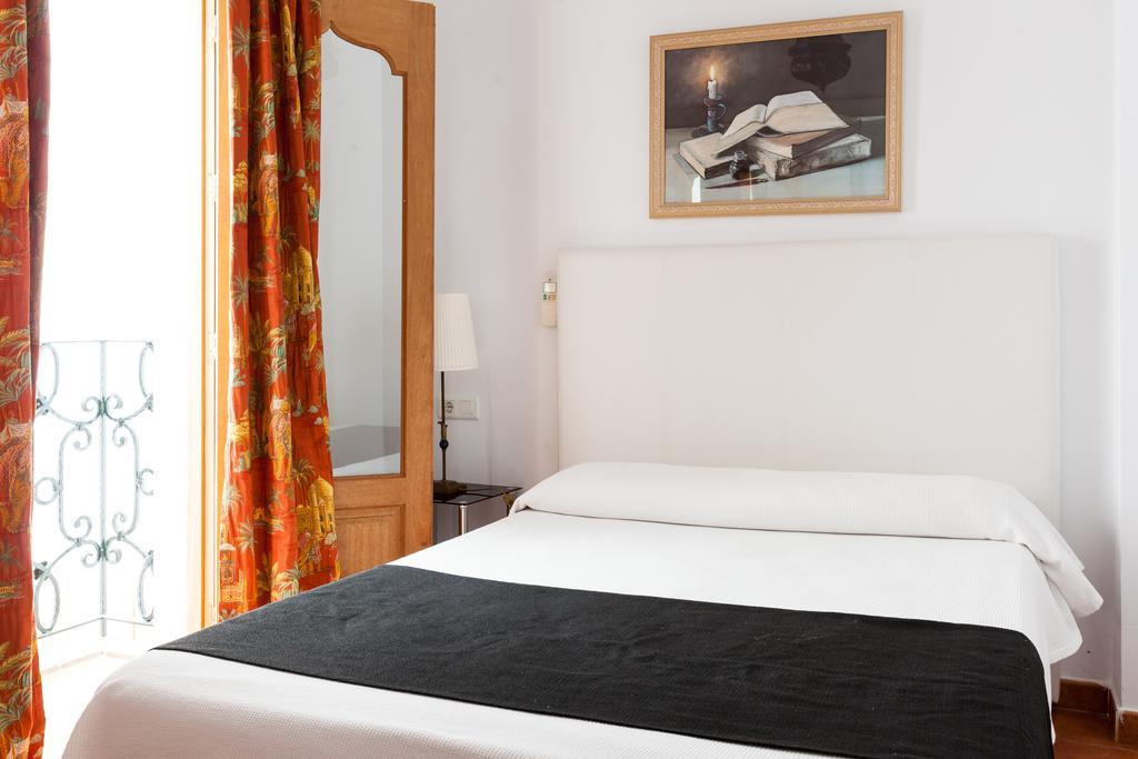 Apartamentos Abril
