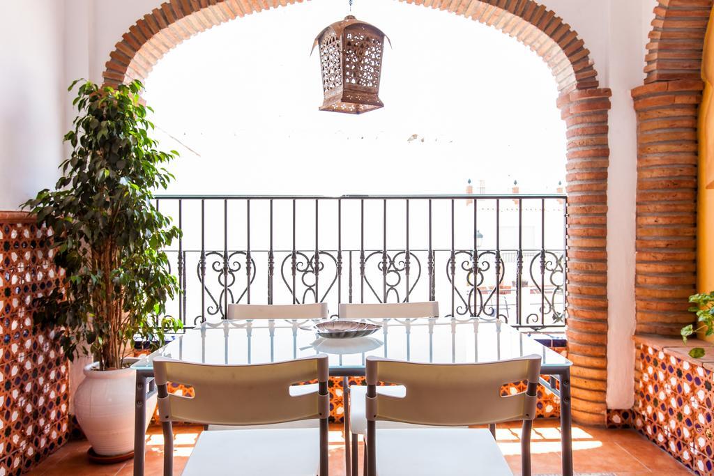 Apartamentos Abril