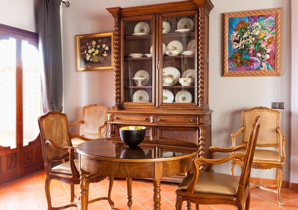 Apartamentos Abril
