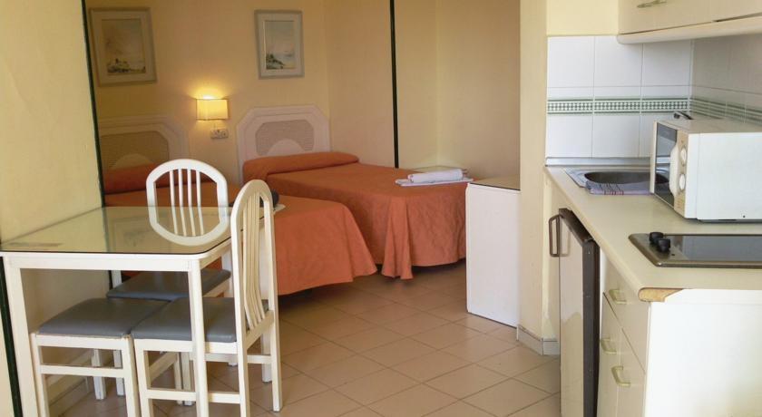 Apartamentos Mediterráneos