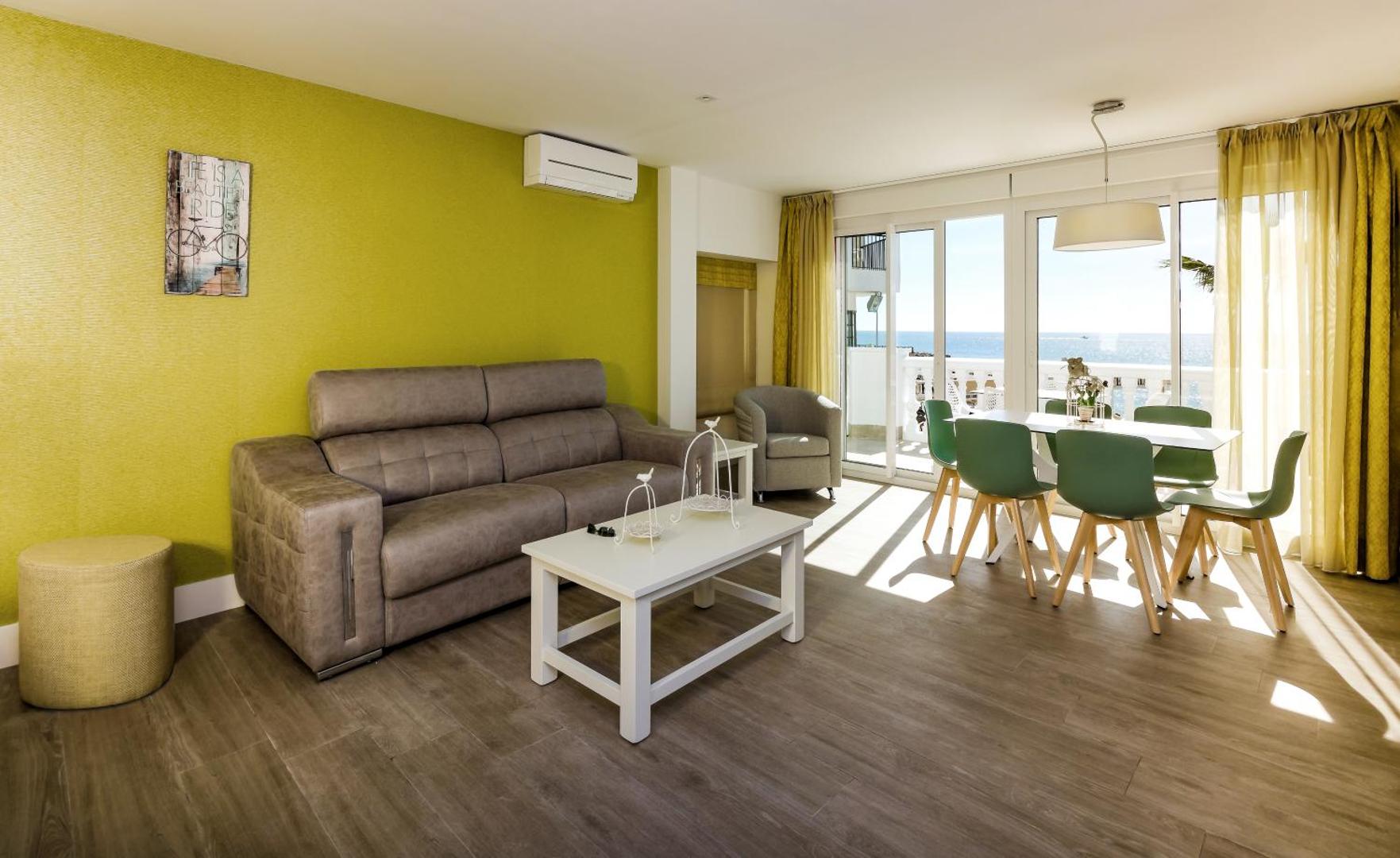 Apartamentos Perla Marina