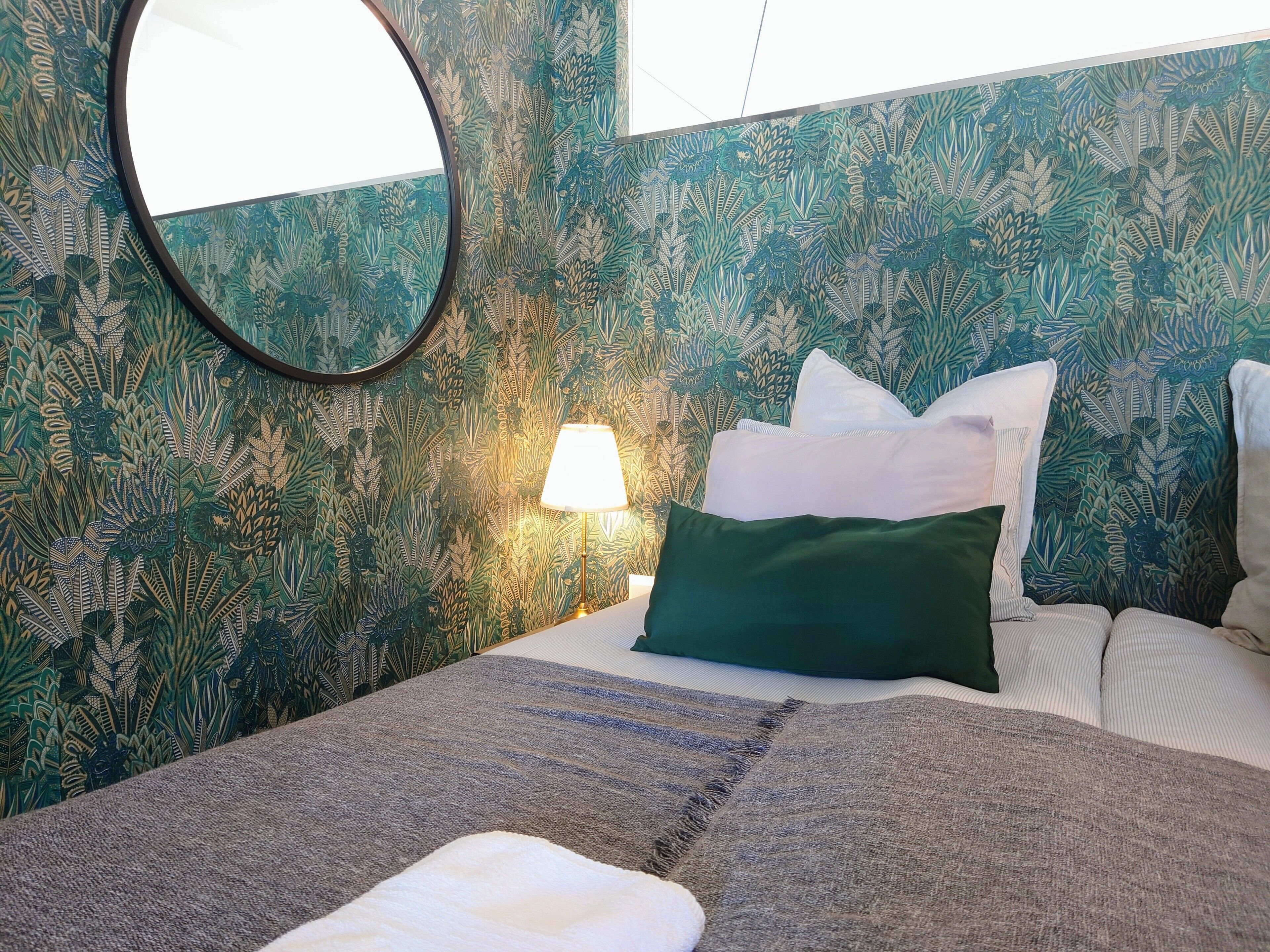 Carmen Rooms