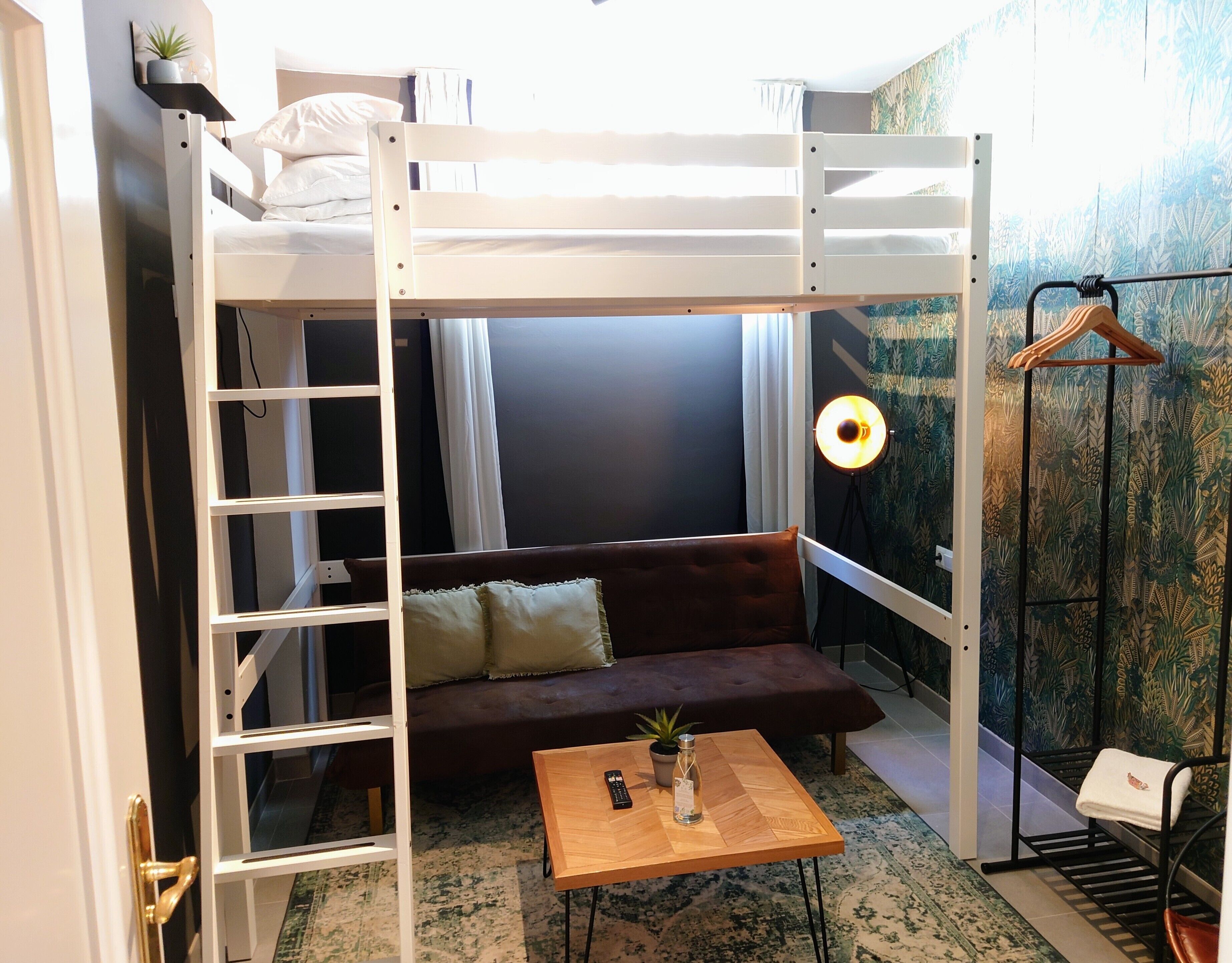 Carmen Rooms