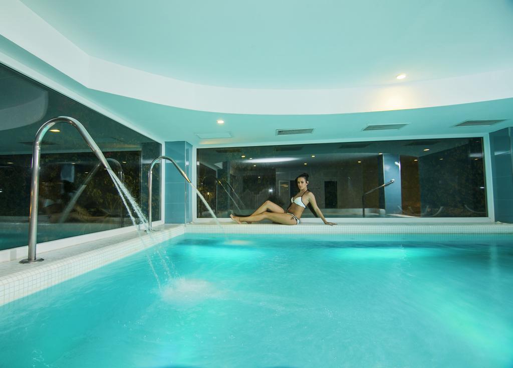 Hotel Nerja Club by Dorobe Hotels