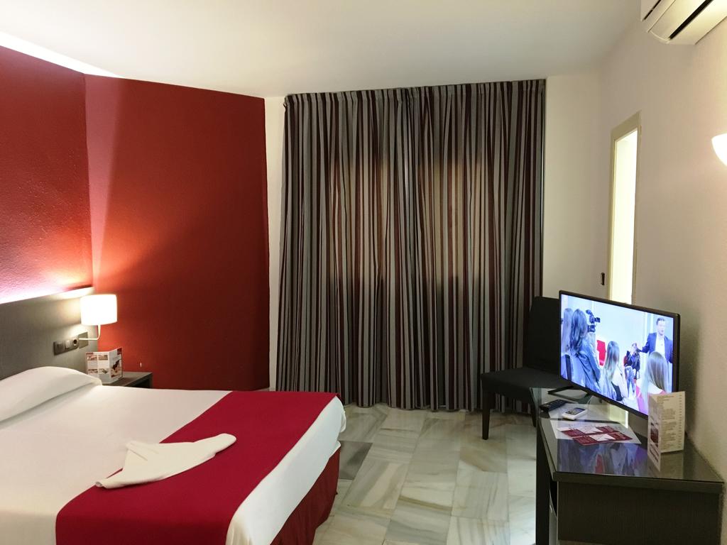 Hotel Nerja Club by Dorobe Hotels
