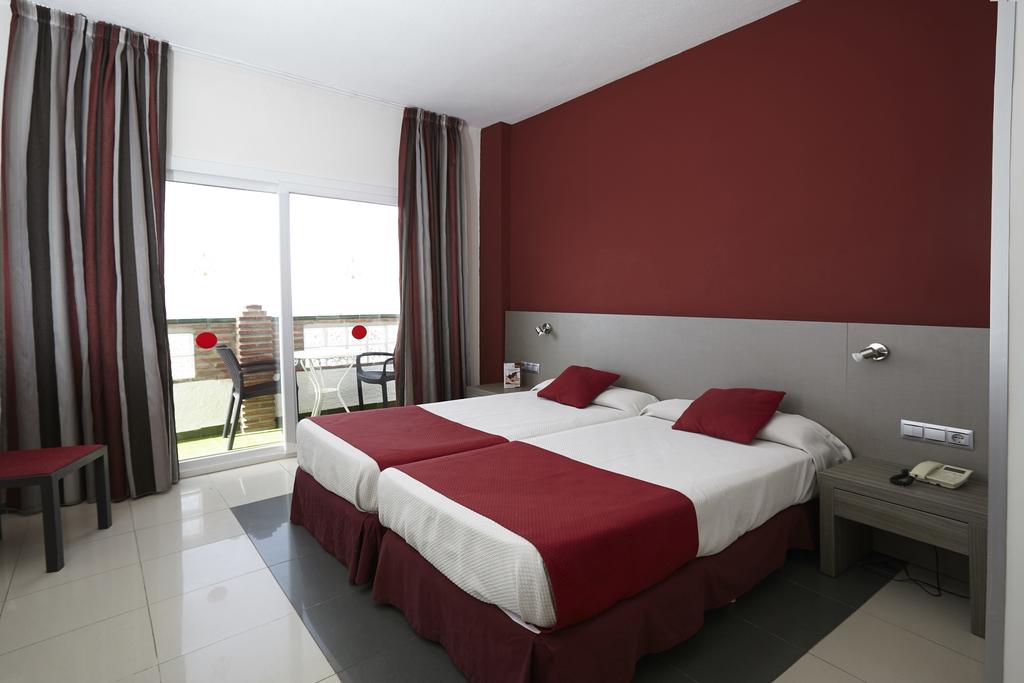 Hotel Nerja Club by Dorobe Hotels