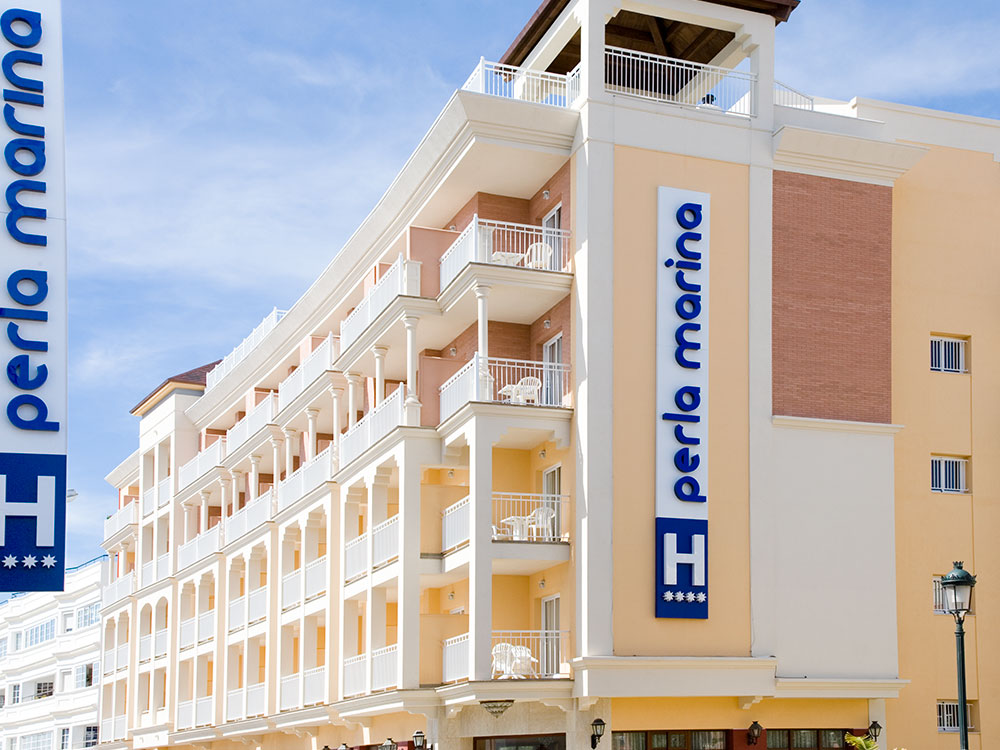 Hotel Perla Marina