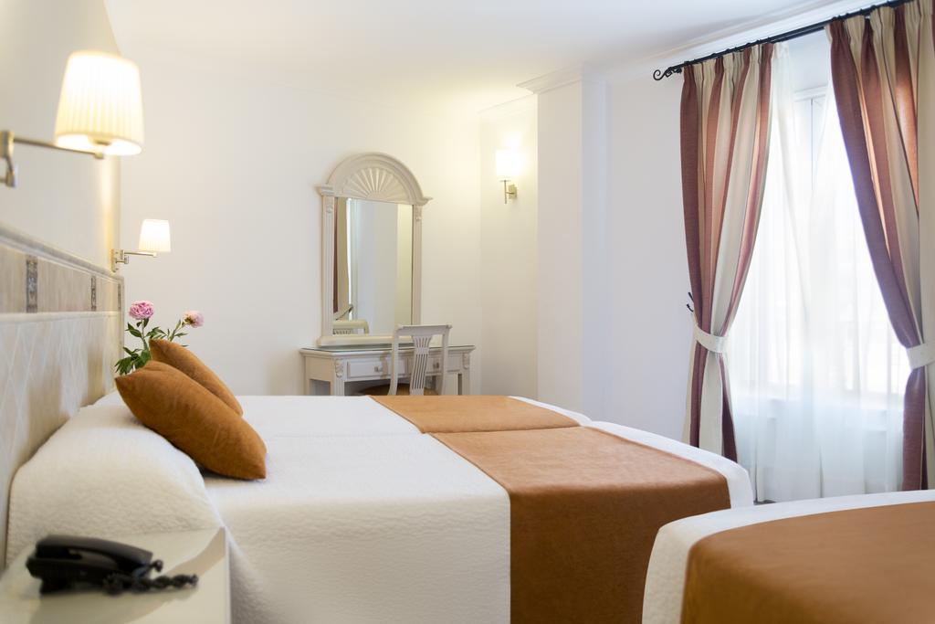 Hotel Plaza Cavana