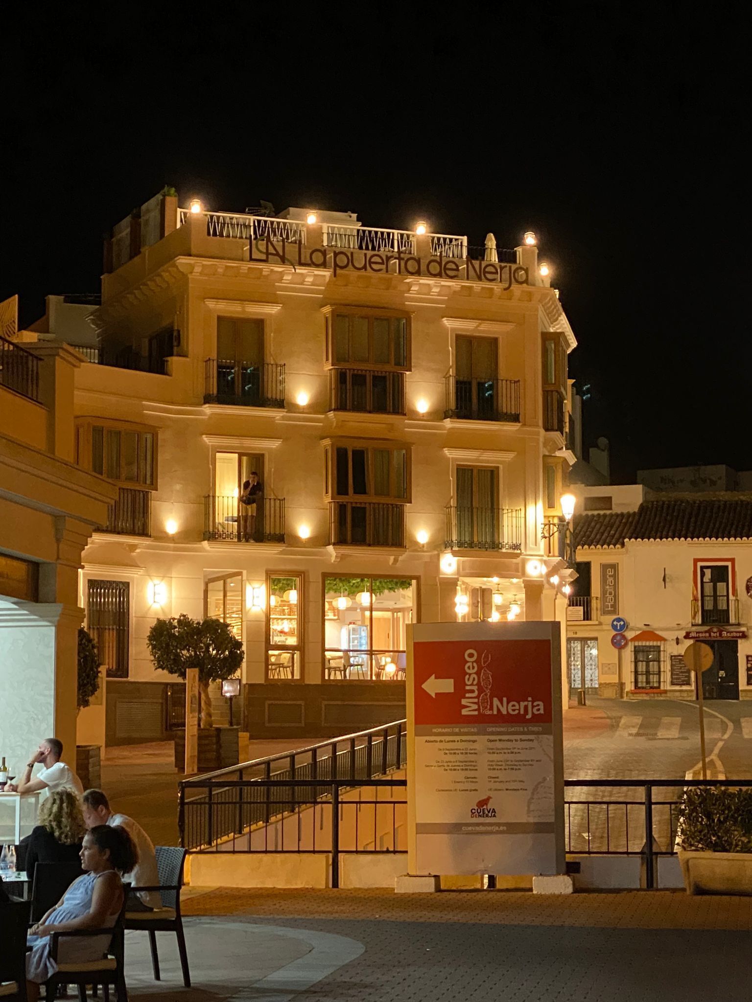 La Puerta De Nerja Hostal Boutique
