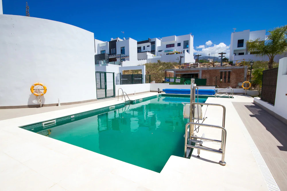 Los Mangos Nerja Canovas