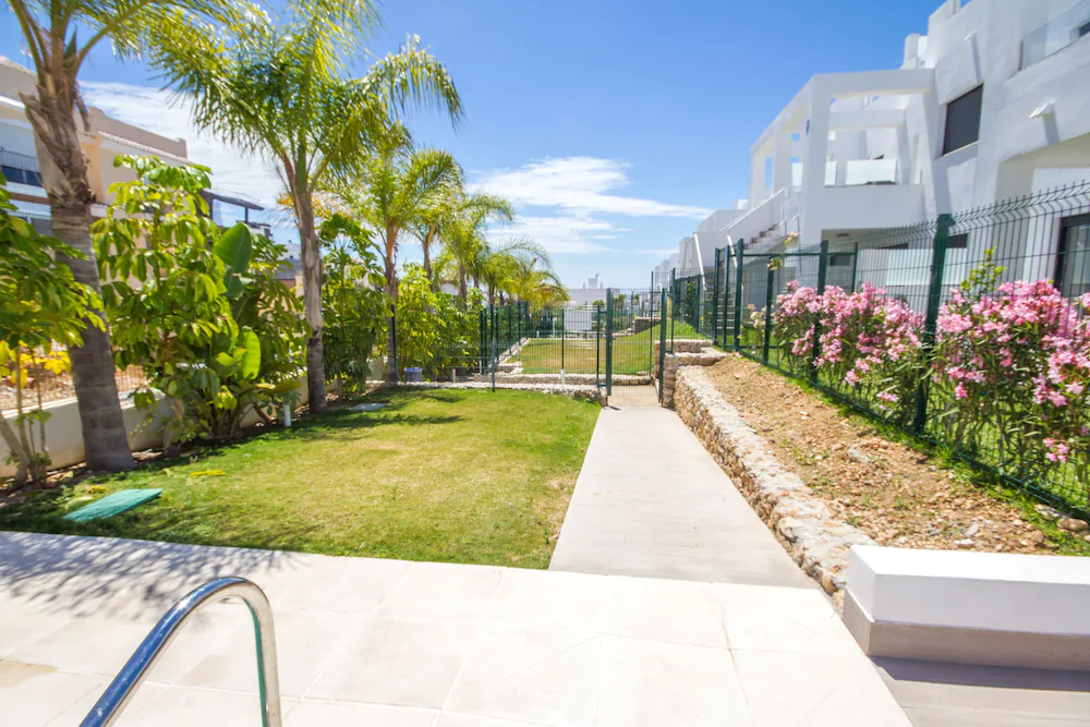 Los Mangos Nerja Canovas