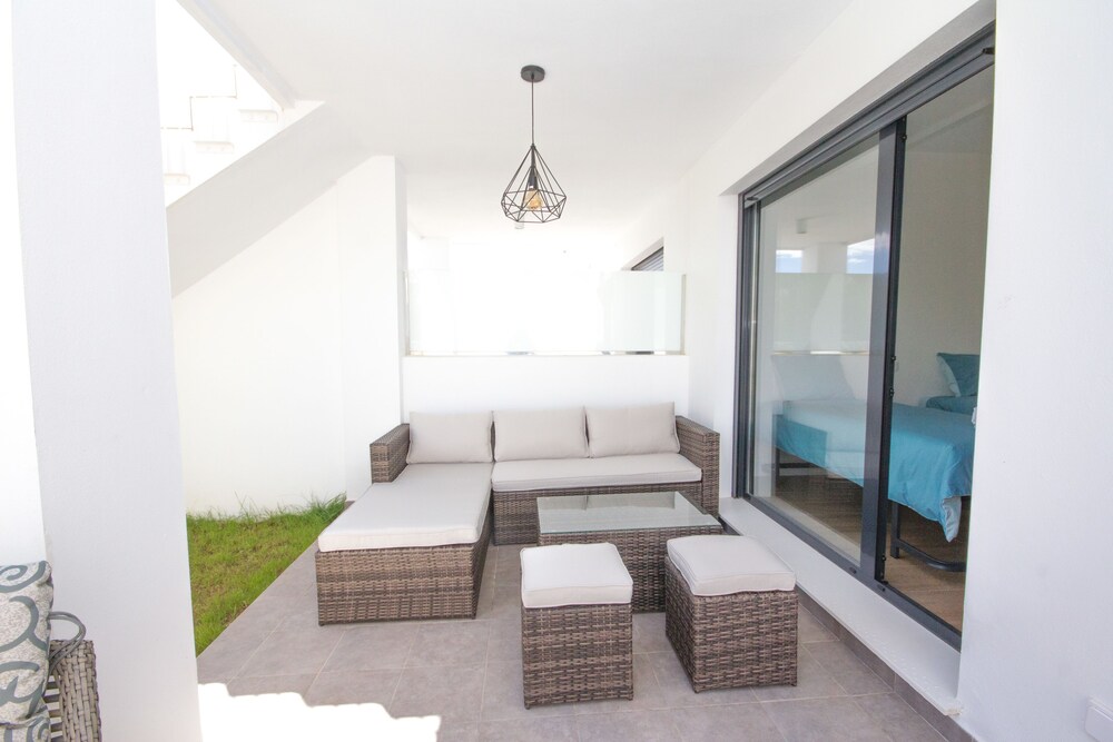 Los Mangos Nerja Canovas