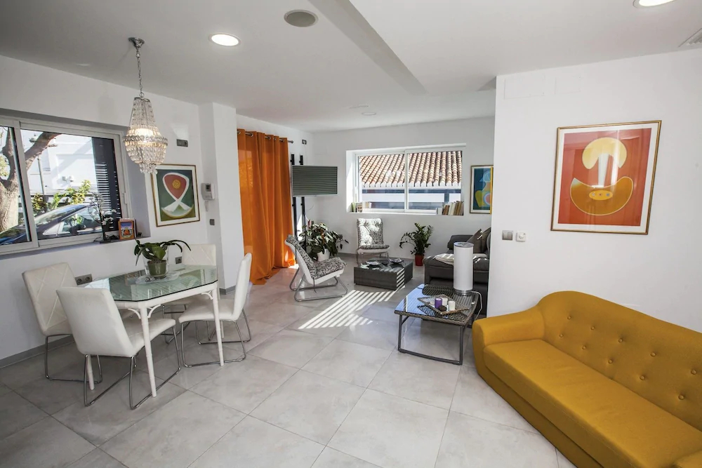 Luxury Apartments Villa San Salvador