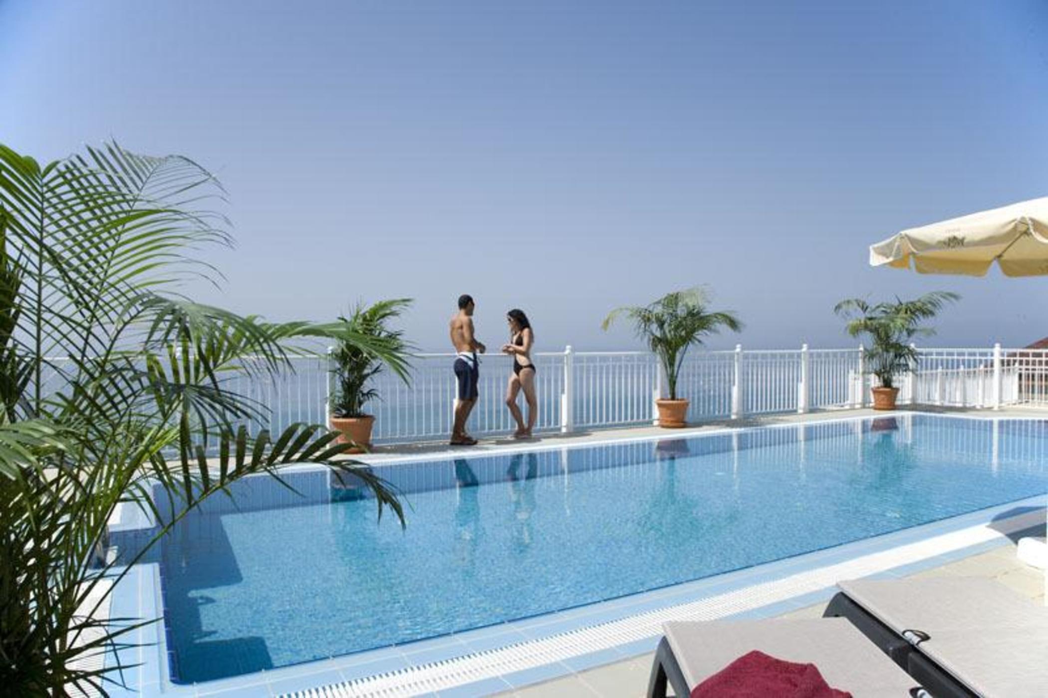 Perla Marina Hotel & Apartamentos